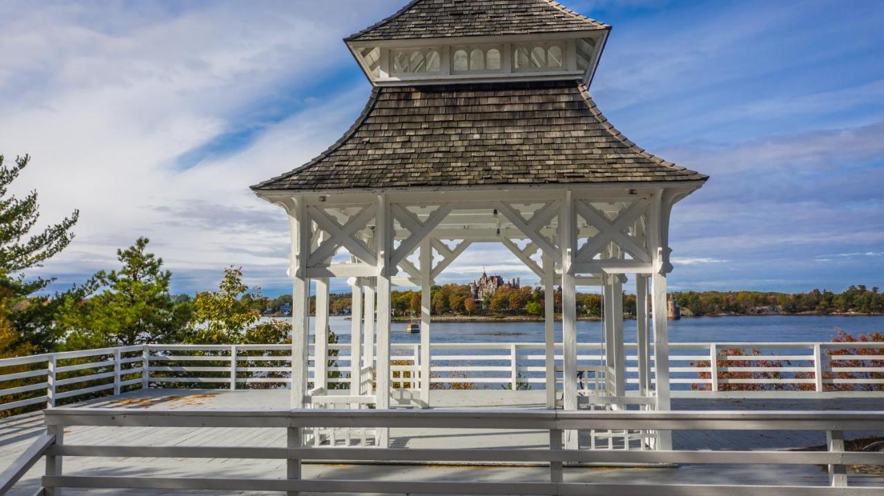 Bonnie Castle Resort & Marina Alexandria Bay Exteriör bild